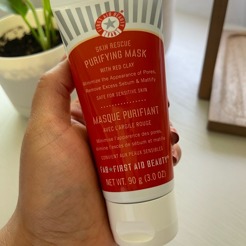 First Aid Beauty Purifying Mask